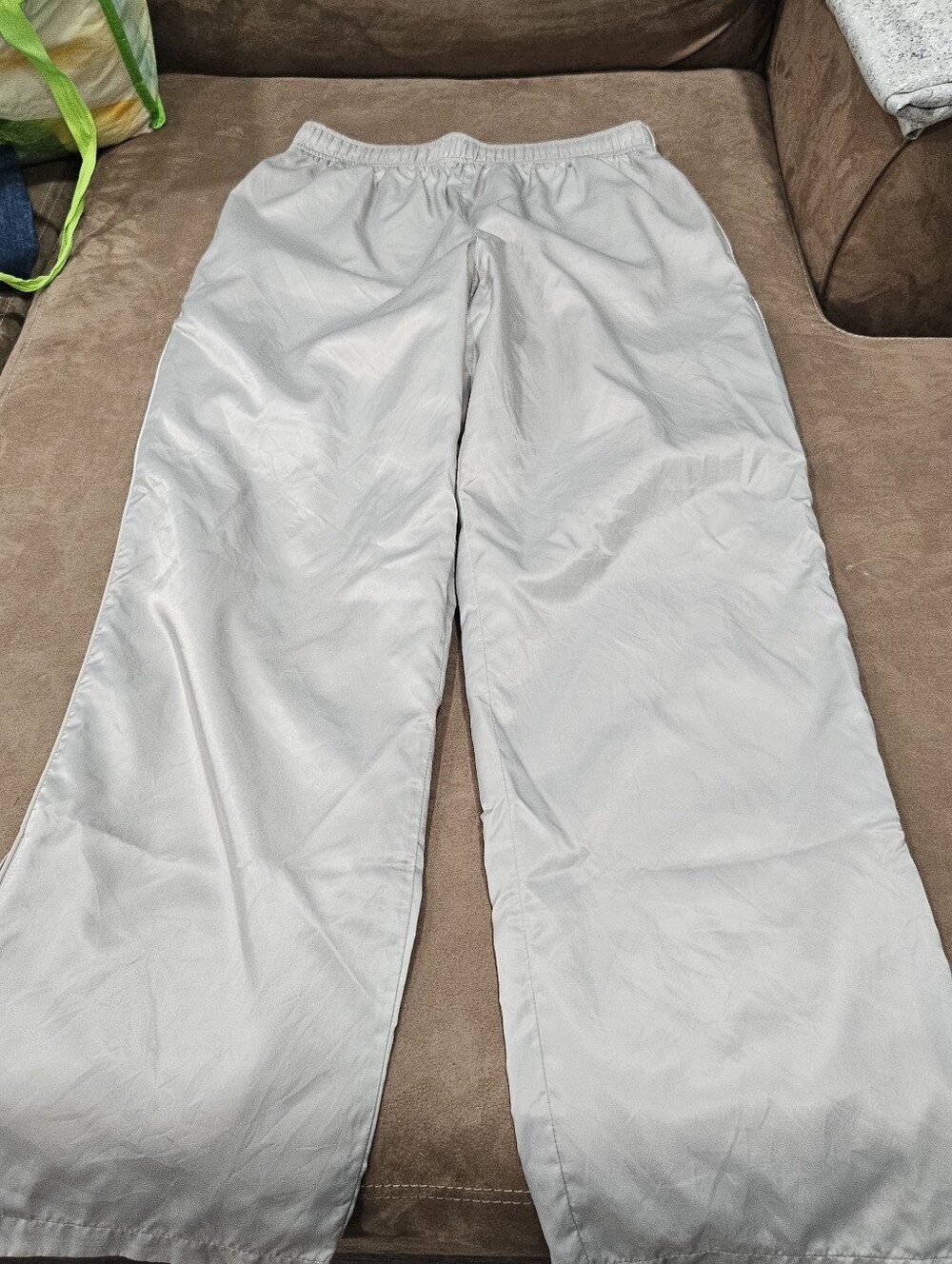 SKIMS Sport Utility Mesh-Lined Nylon Track Pants in Gunmetal Gray - Size M